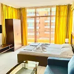 Apartment Grand Kamelia Sunny