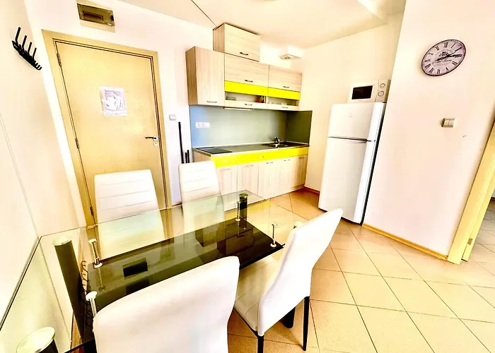 Grand Kamelia Sunny Апартаменты