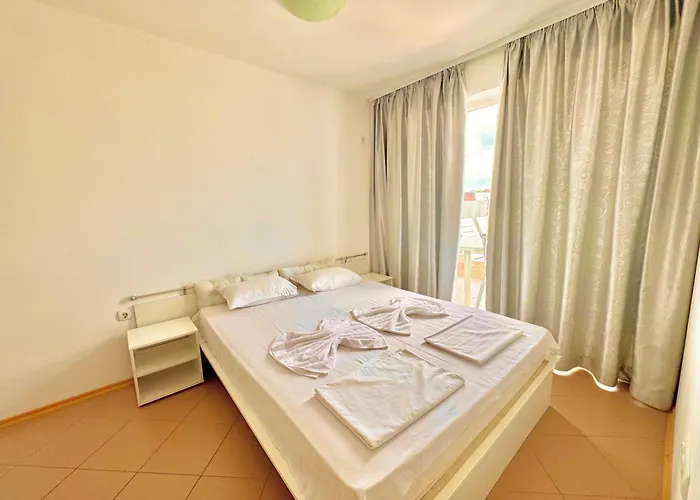 Grand Kamelia Sunny Апартаменты