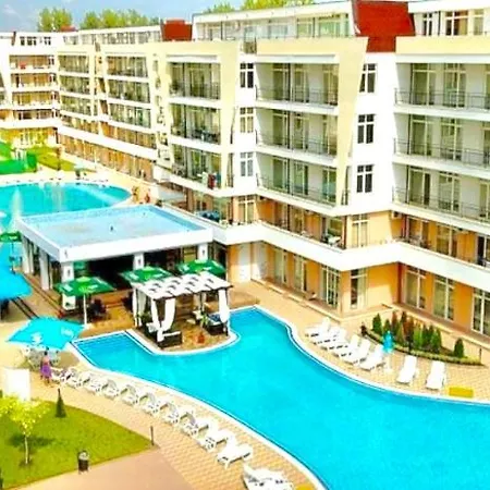 Grand Kamelia Sunny Διαμέρισμα