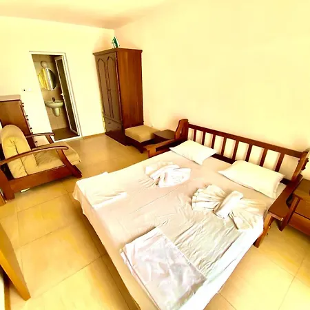 Grand Kamelia Sunny Apartament *