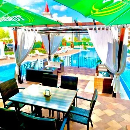 Grand Kamelia Sunny Apartament *